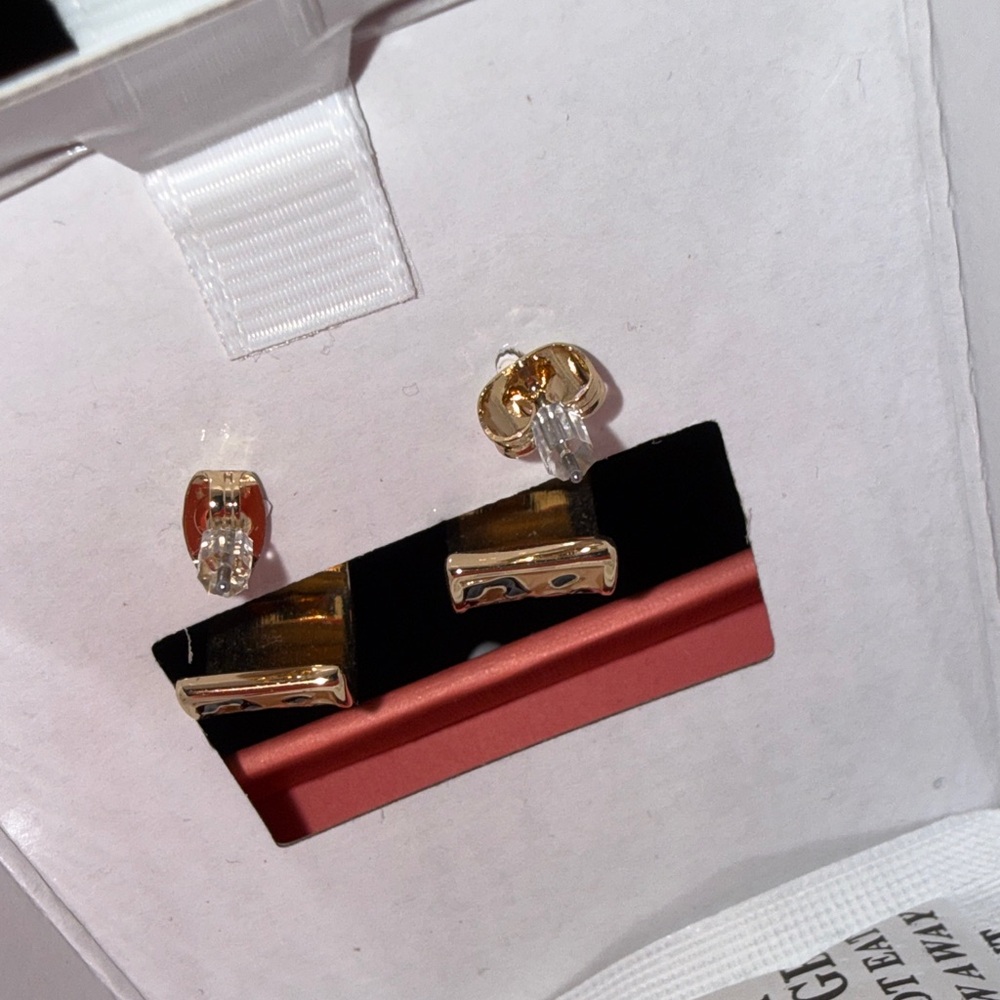 House of Harlow 1960 Animal Print Brass Earrings - Picture 3 of 4